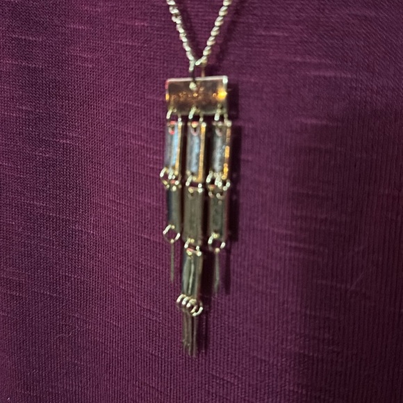 Burgundy top with lace details by iZ Byer - Picture 3 of 5